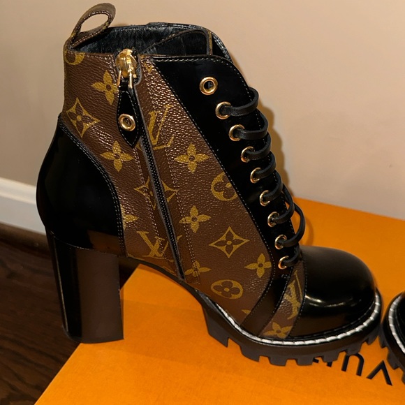 **SOLD** Authentic Louis Vuitton Star Trail Ankle boot Size 38 - Picture 7 of 13